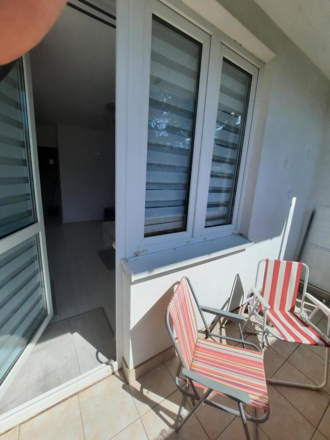 Apartament Zorzy Przy Instytucie Kardiologii Anin Warschau Buitenkant foto